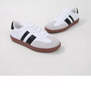 Steve Madden White and Black Sneakers with Classic Design